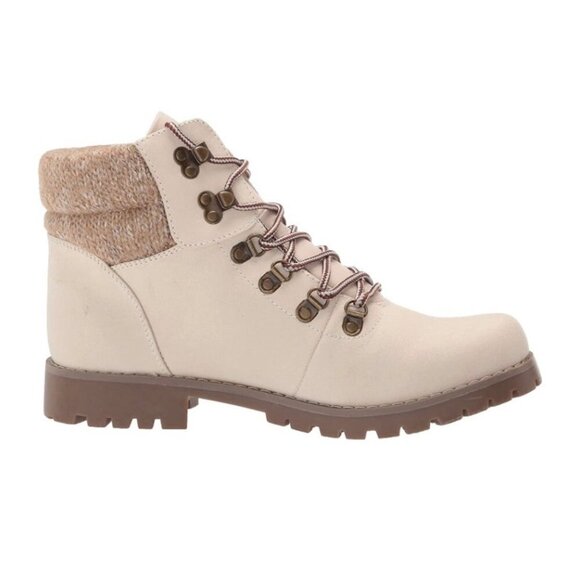 Cliffs by White Mountain PATHFIELD Women's Lace Up Lug Sole Booties Winter Boots - Picture 2 of 8